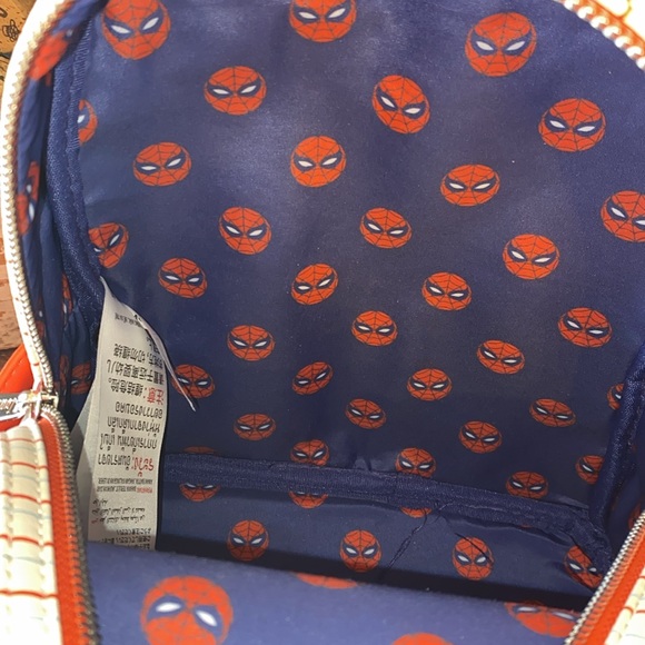 Loungefly Marvel, Spider-Man, plush, mini backpack - Picture 8 of 8